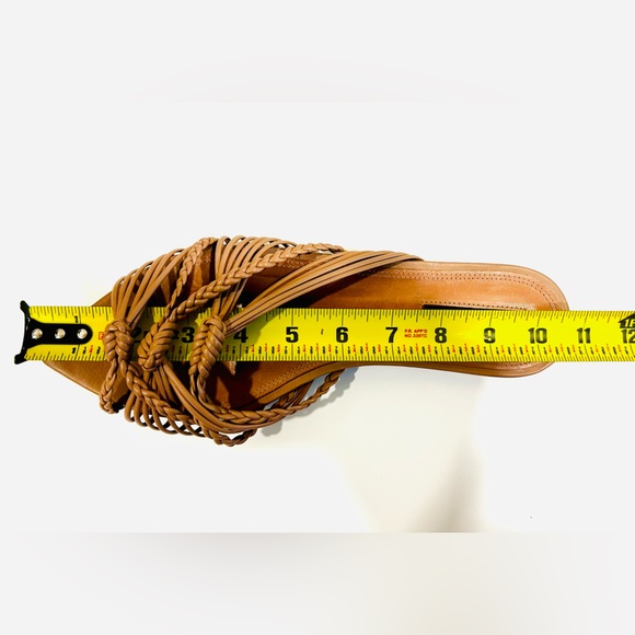 BCBGMAXAZRIA Tartina sandal braided straps pointed toe neutral beige - Picture 7 of 7